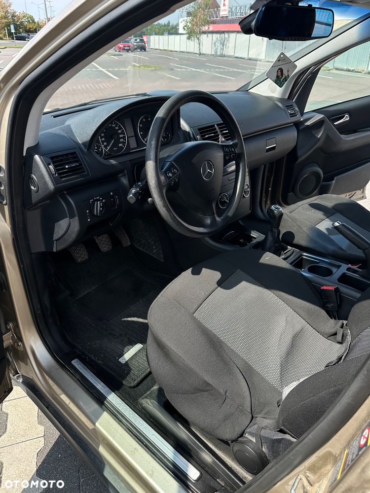 Mercedes-Benz Klasa A 150 Classic - 9
