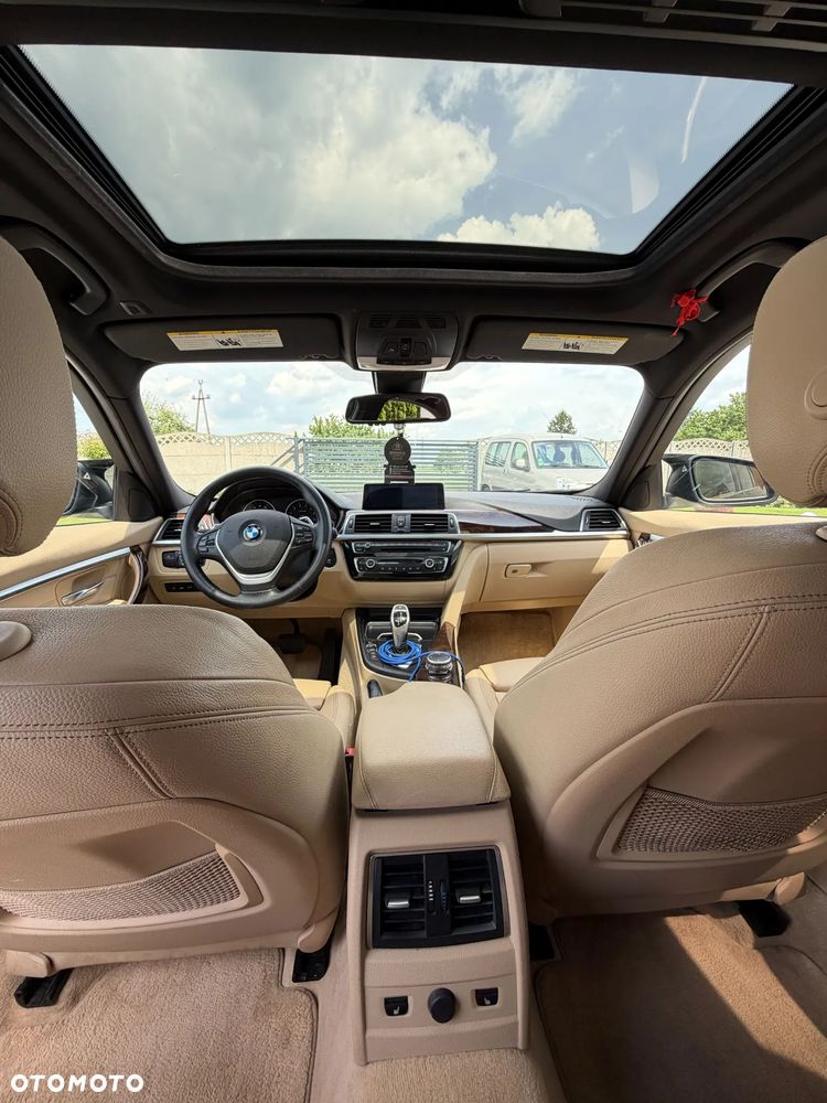 BMW Seria 3 328i xDrive Luxury Line - 10
