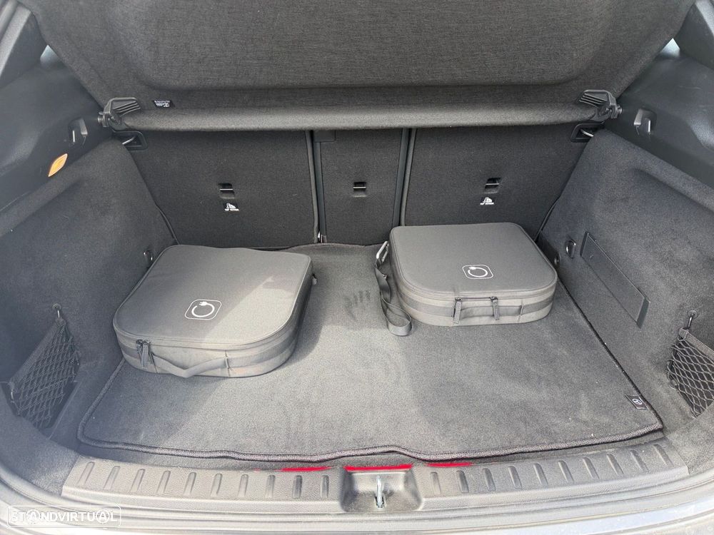 Mercedes-Benz GLA 250 e AMG Line - 15