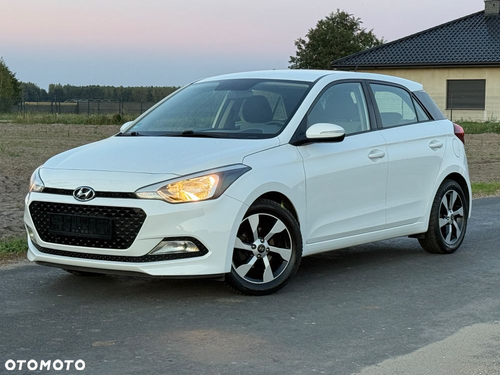 Hyundai i20 1.2 Fresh - 12