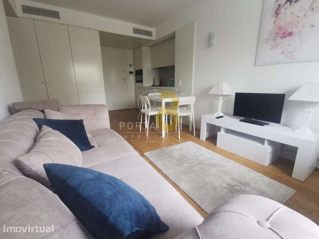 Apartamento T1 nos Pinhais da Foz - Mobilado e Equipado - Grande imagem: 2/20
