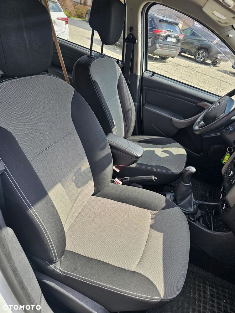 Dacia Duster 1.6 Laureate Euro5 - 18