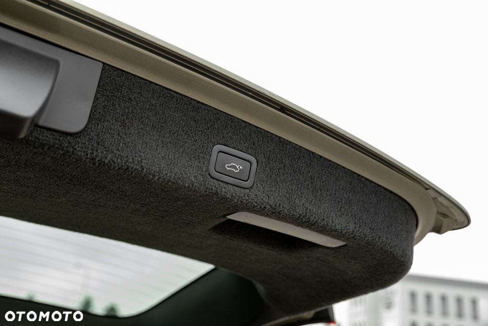 Volvo V70 2.5T Summum - 18