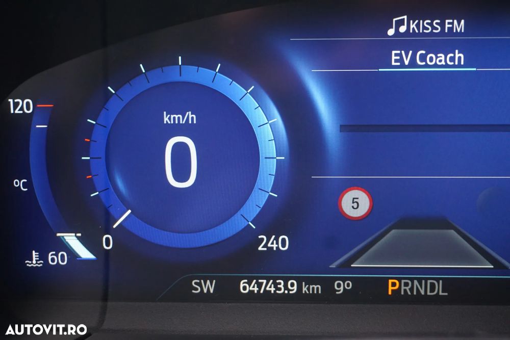 Ford Kuga 2.5 Duratec FHEV FWD ST Line - 9