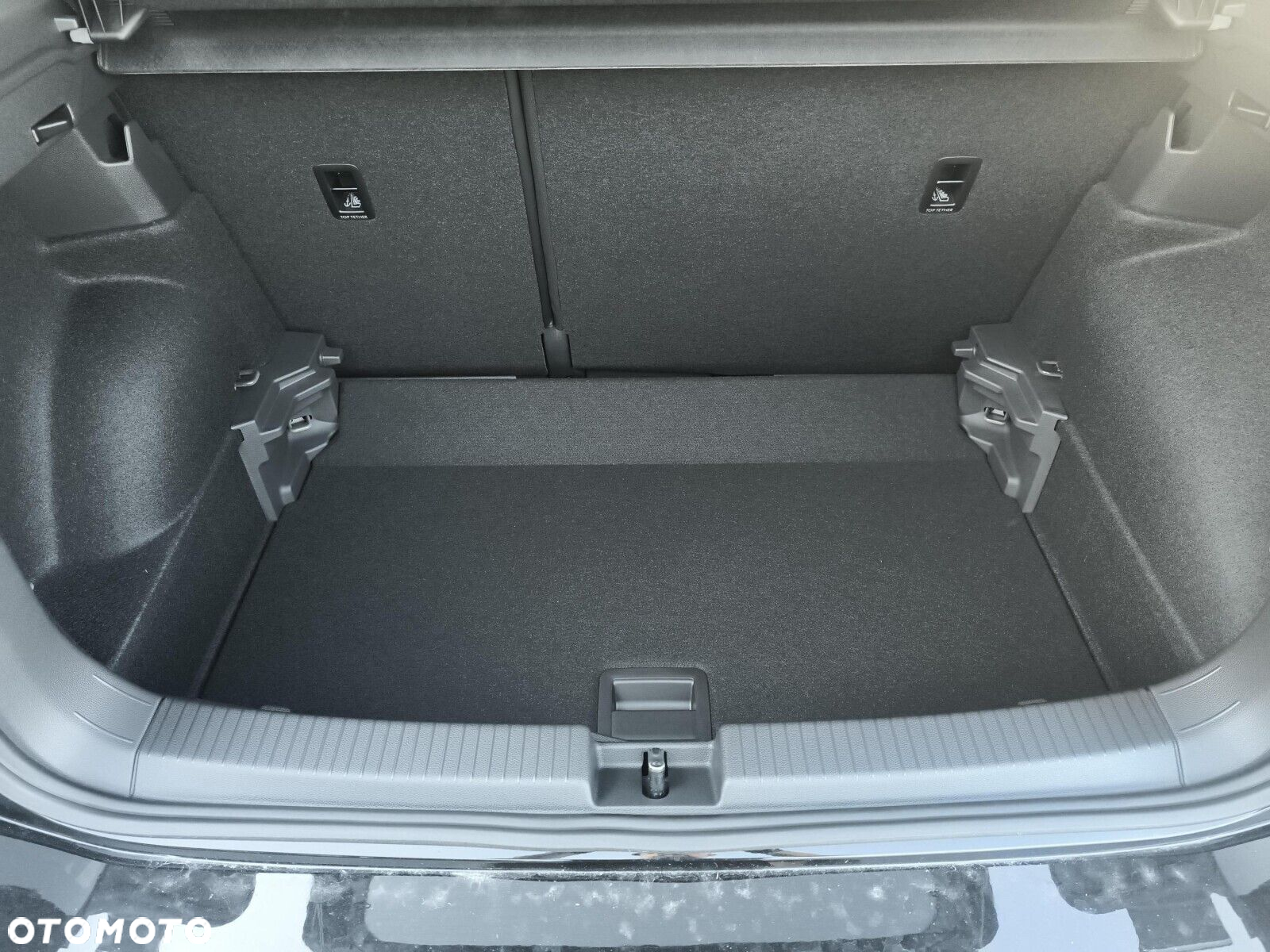 Volkswagen T-Cross - 17