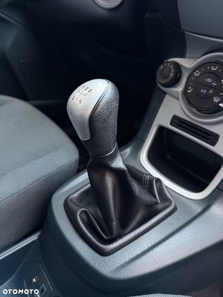 Ford Fiesta 1.25 Trend - 14