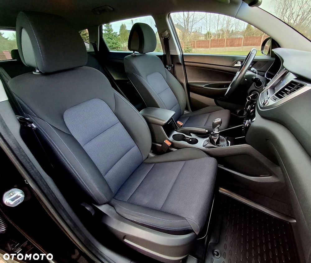 Hyundai Tucson 1.6 GDi 2WD Select - 23