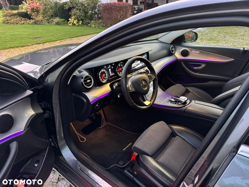 Mercedes-Benz Klasa E 220 d 4-Matic Business Edition 9G-TRONIC - 8