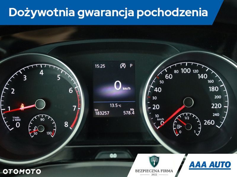 Volkswagen Touran - 9