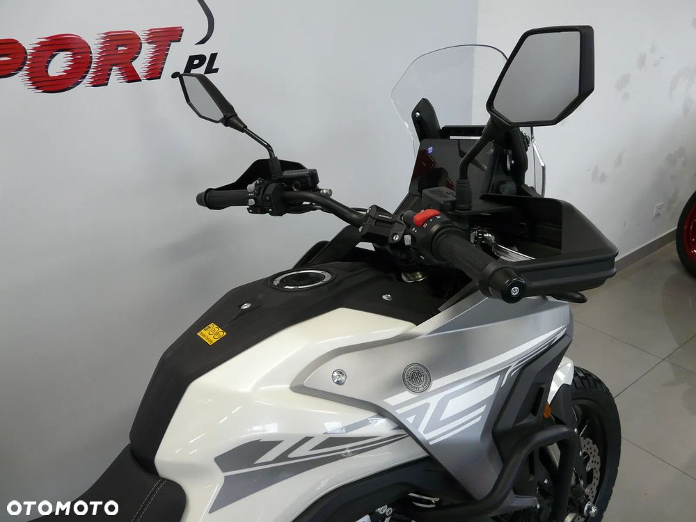 Morbidelli T1002V - 10