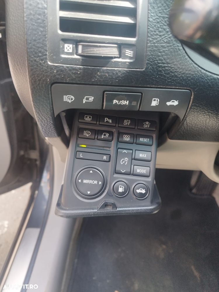 Lexus Seria GS 450h - 11