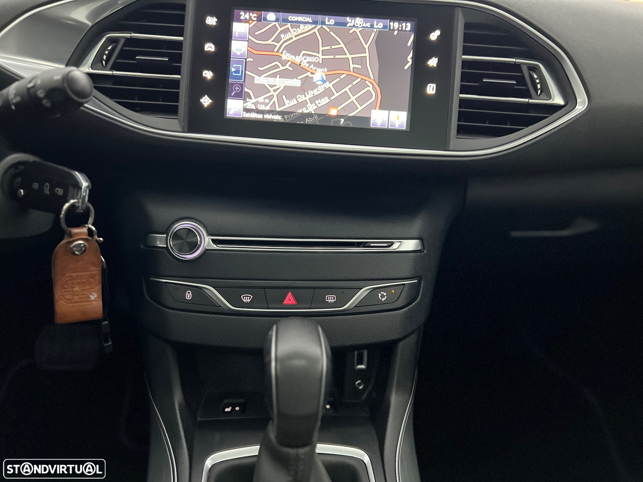 Peugeot 308 SW BlueHDi 120 EAT6 Stop & Start Active - 15