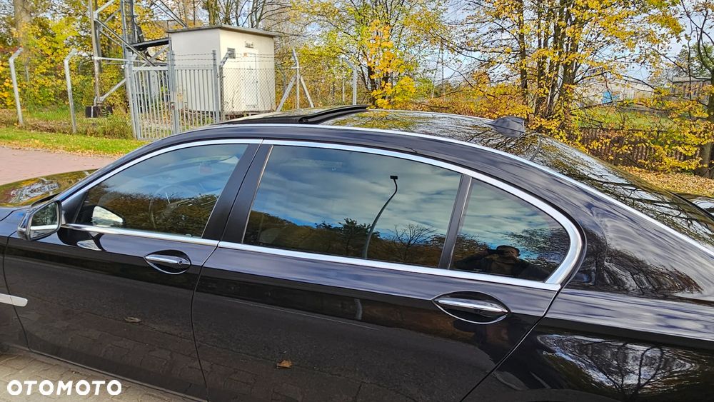 BMW Seria 7 750Ld xDrive - 30