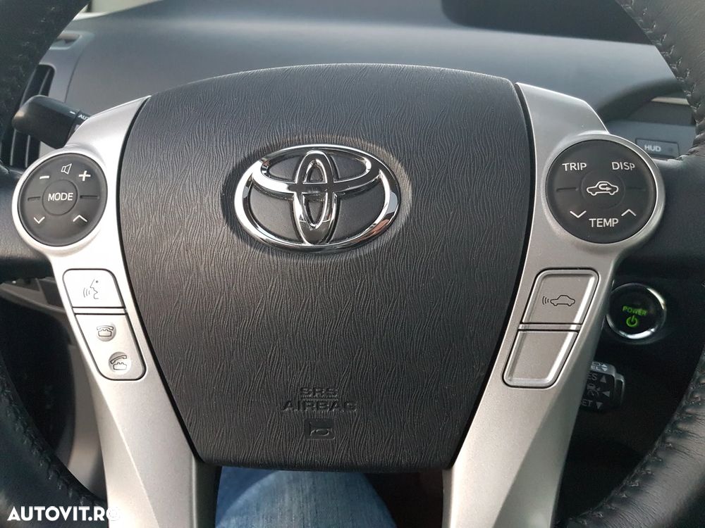 Toyota Prius - 10