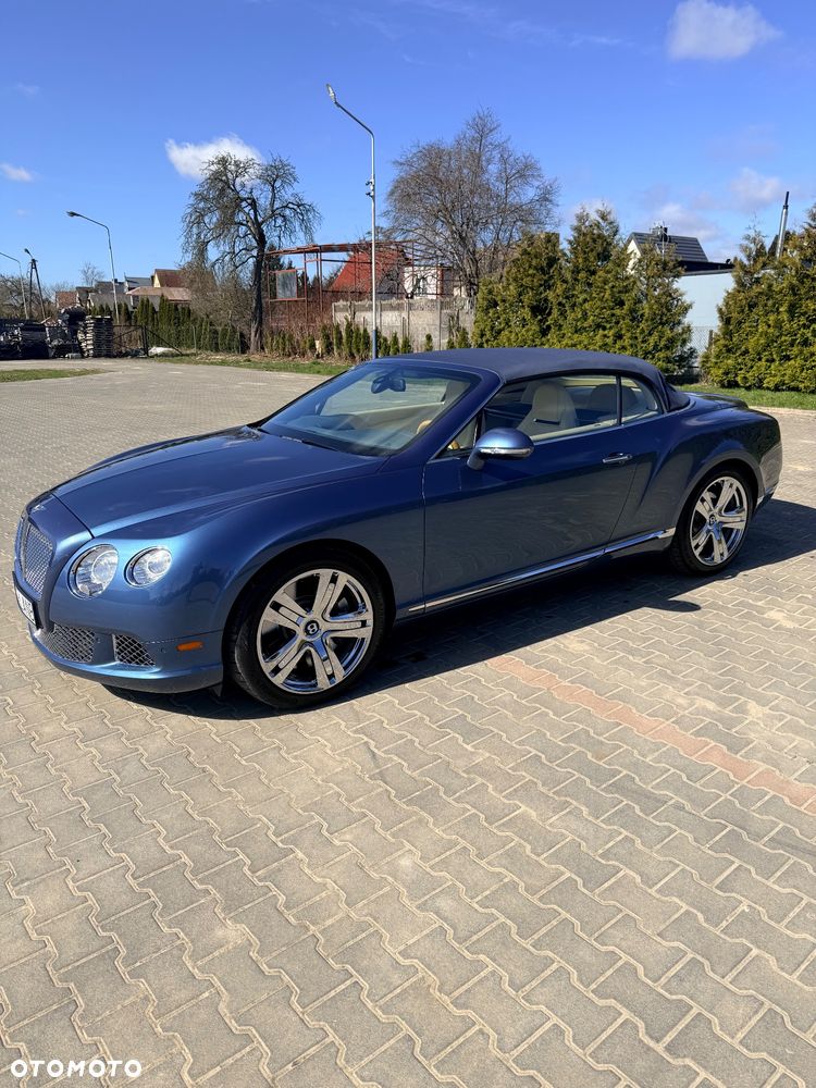 Bentley Continental GT W12 - 2