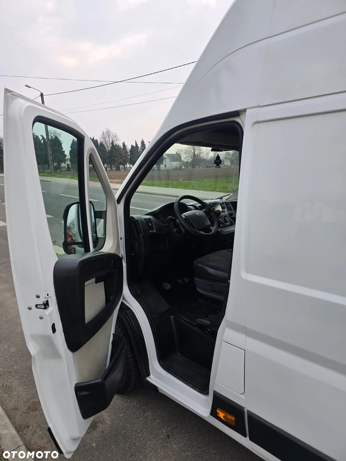 Peugeot Boxer 335 - 12