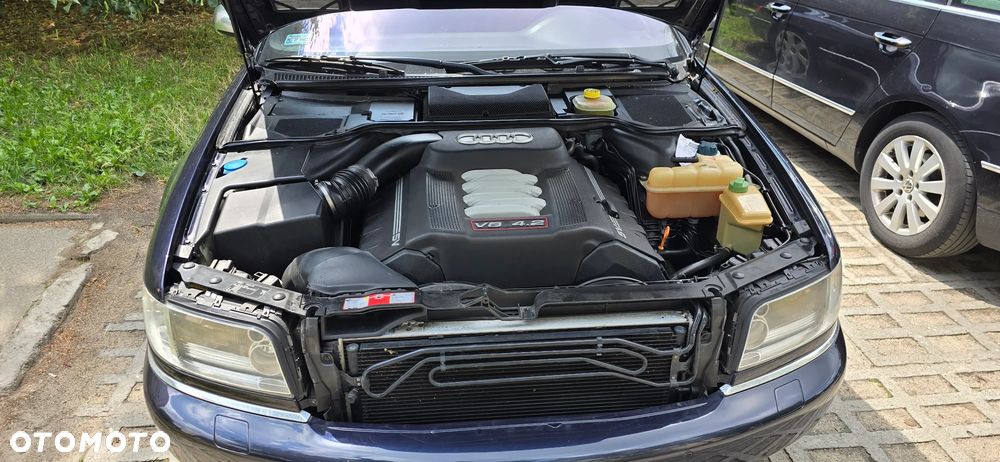Audi S8 - 7