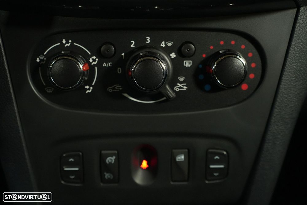 Dacia Sandero 1.0 SCe Stepway - 15