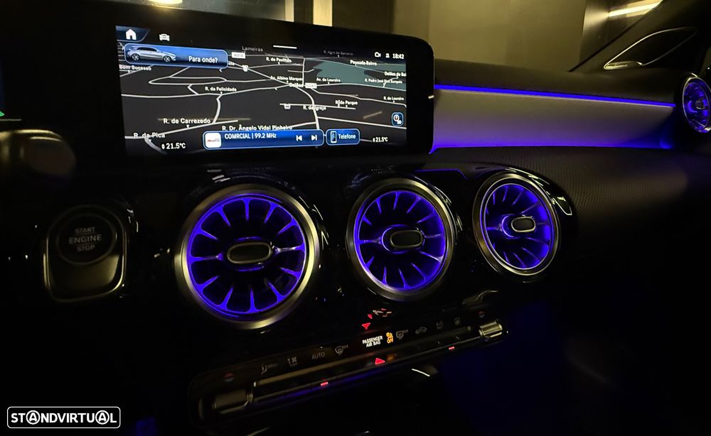 Mercedes-Benz A 250 e 8G-DCT AMG Line - 28