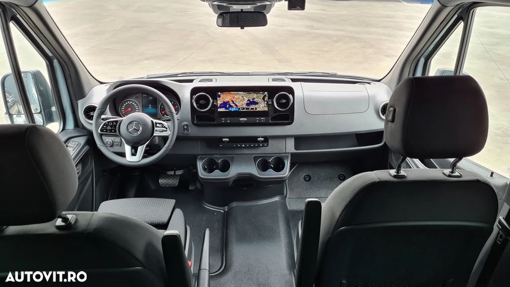 Mercedes-Benz Sprinter 319 CDI CD L2 190 CP RWD 9AT+ SELECT - 12