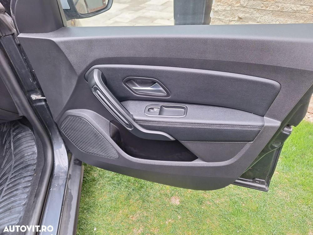 Dacia Duster Blue dCi 115 2WD Prestige - 11