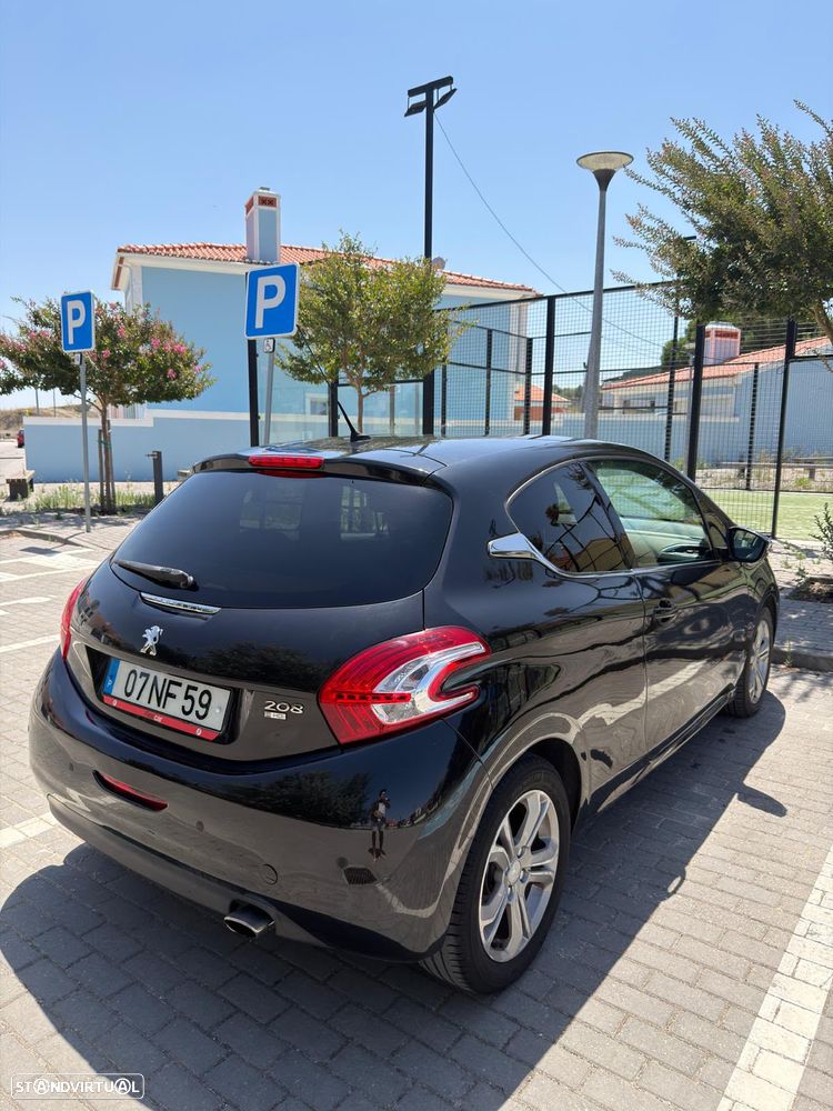 Peugeot 208 1.6 e-HDi Allure 95g - 7