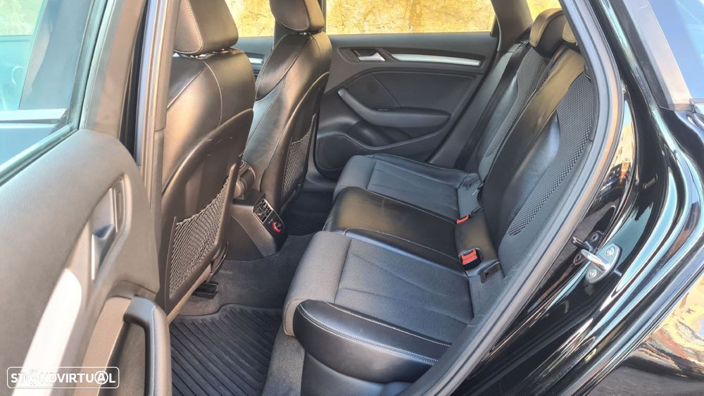 Audi A3 Sportback - 36