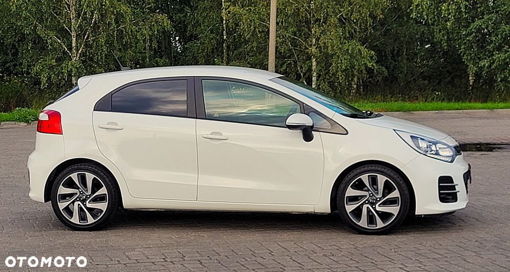 Kia Rio - 13