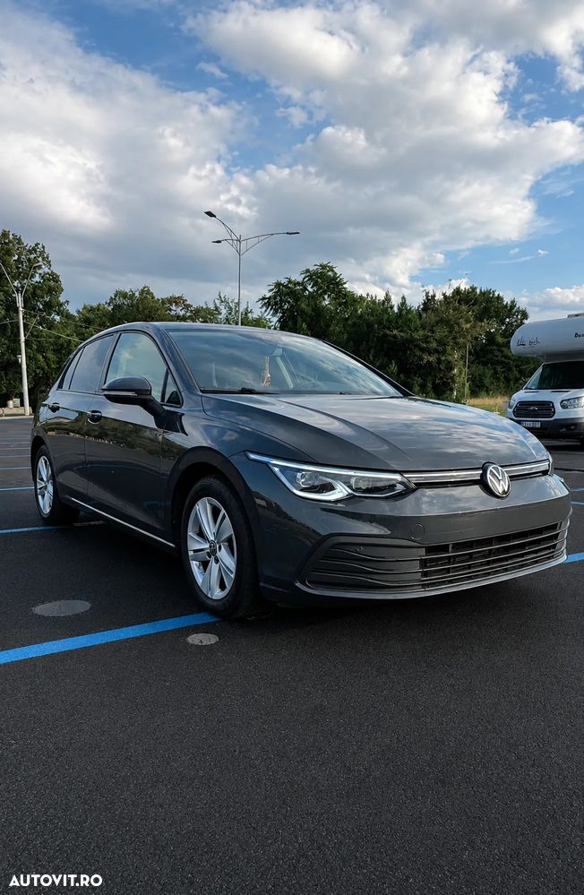 Volkswagen Golf 1.5 eTSI OPF DSG Life - 1