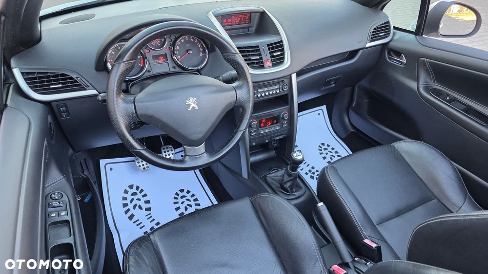 Peugeot 207 - 25