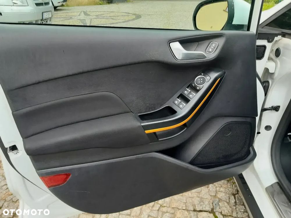 Ford Fiesta 1.0 EcoBoost S&S ACTIVE COLOURLINE - 22