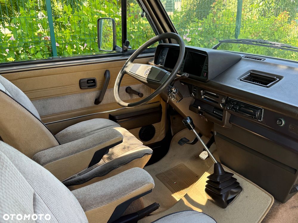 Volkswagen Transporter Caravelle GL 255 592/Z24 - 13