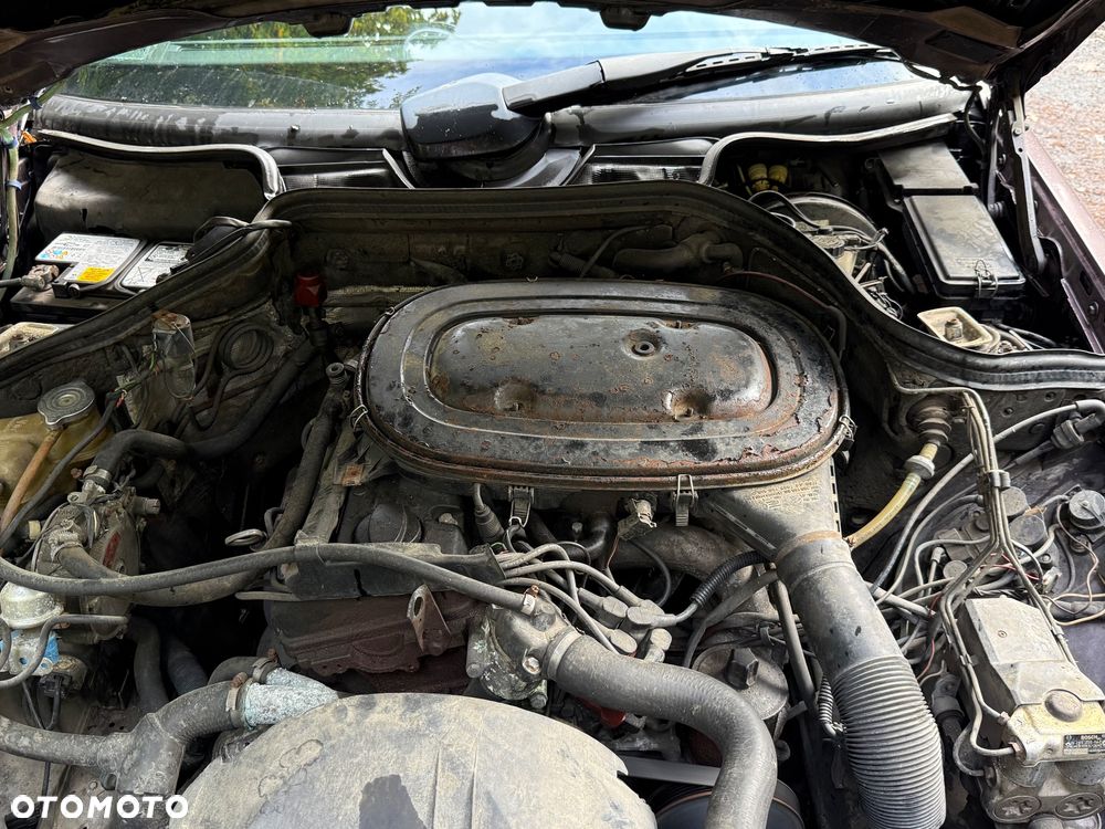Mercedes-Benz W124 (1984-1993) - 12