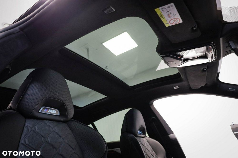 BMW Seria 8 - 31