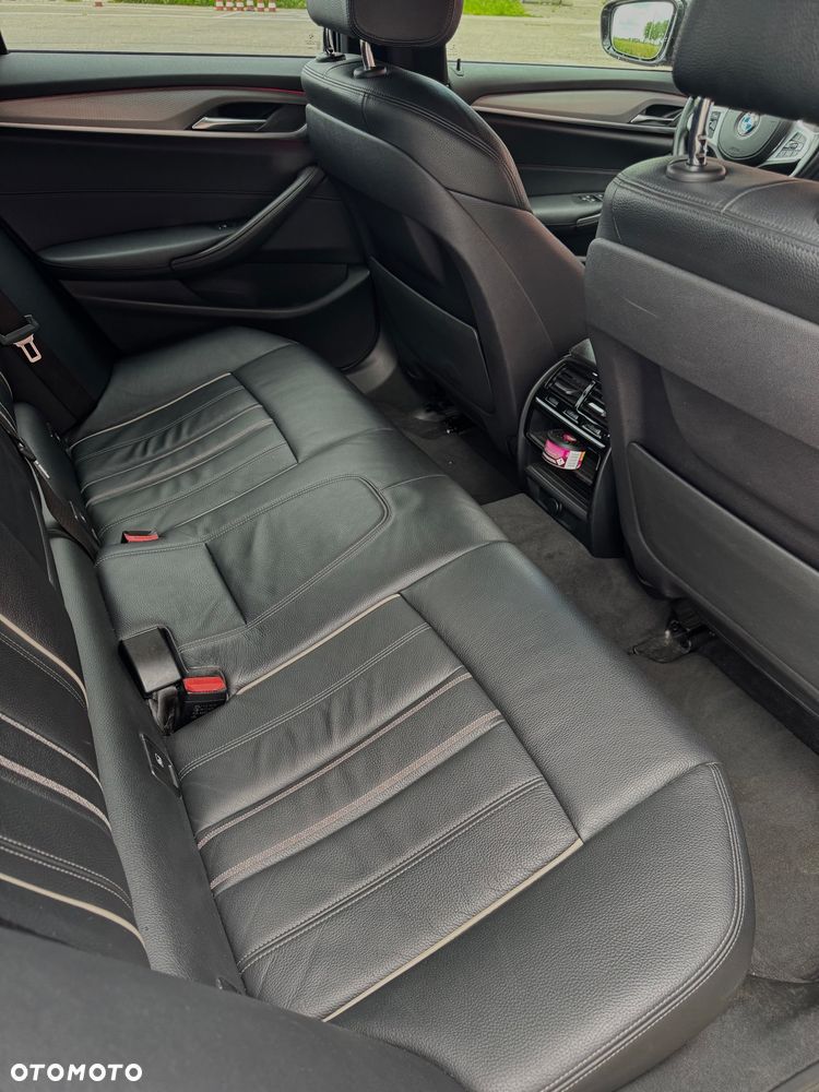 BMW Seria 5 520d xDrive M Sport sport - 20
