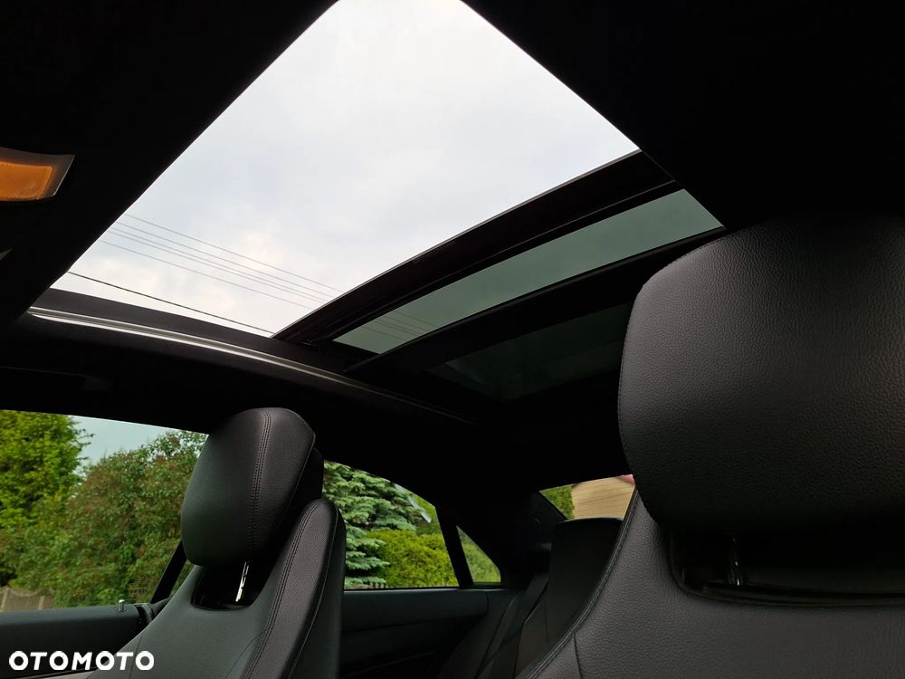 Mercedes-Benz Klasa E 200 CGI BlueEFFICIENCY Automatik Avantgarde - 25
