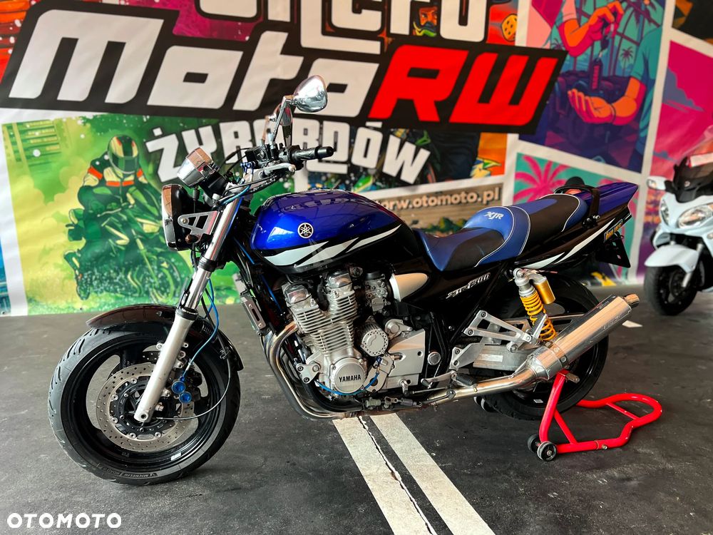 Yamaha XJR - 19
