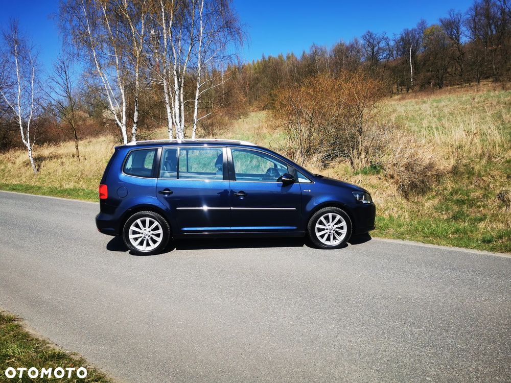 Volkswagen Touran - 14