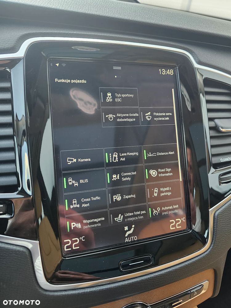 Volvo XC 90 T8 AWD Plug-In Hybrid Momentum 7os - 33