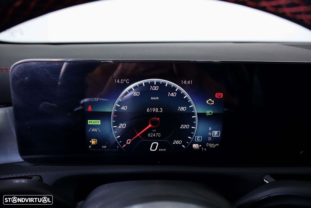 Mercedes-Benz CLA 250 e Shooting Brake AMG Line - 14