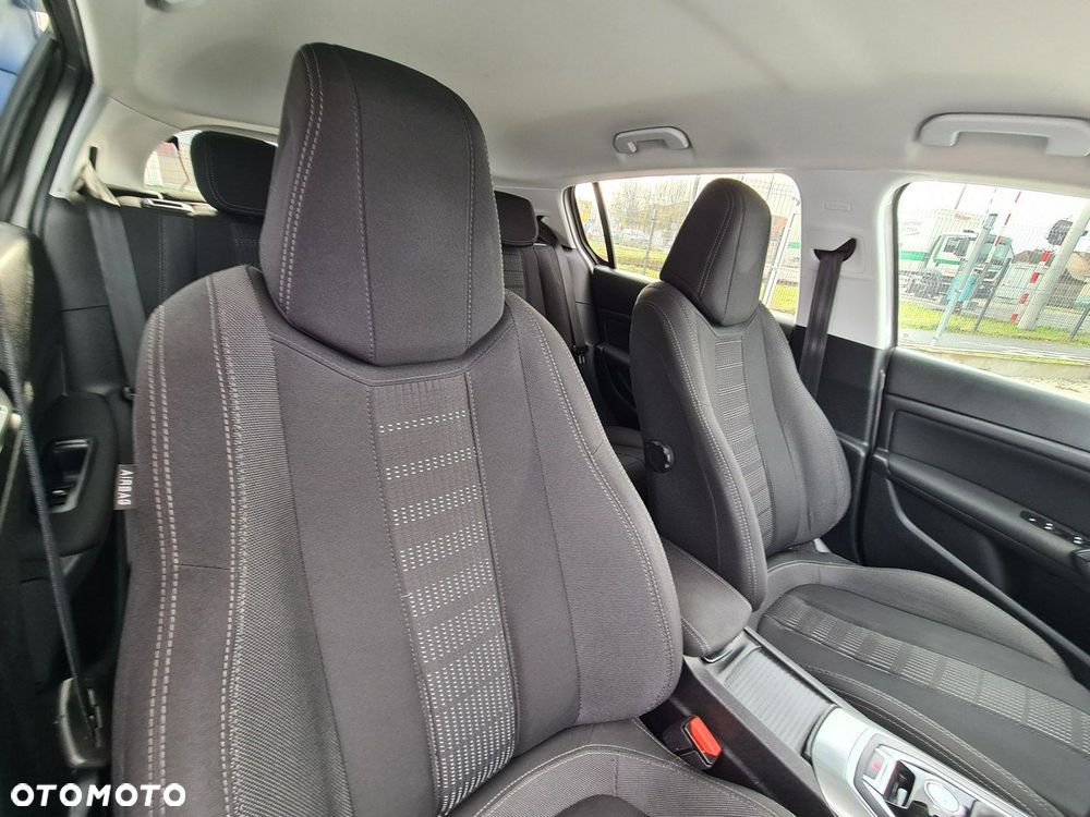 Peugeot 308 1.2 PureTech Allure S&S - 28