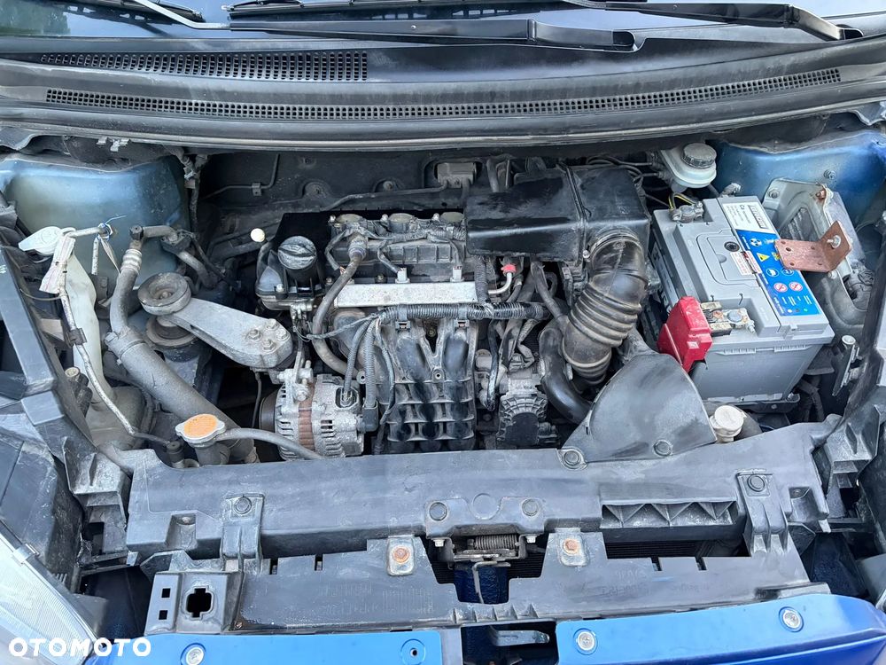 Mitsubishi Colt - 11