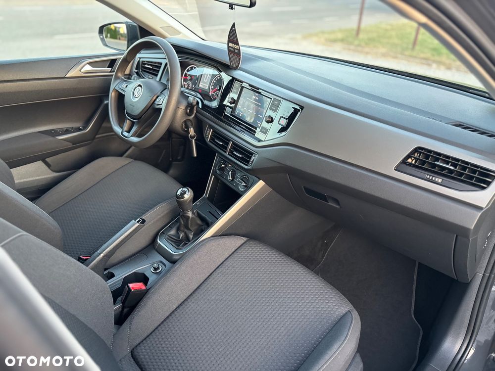 Volkswagen Polo - 11