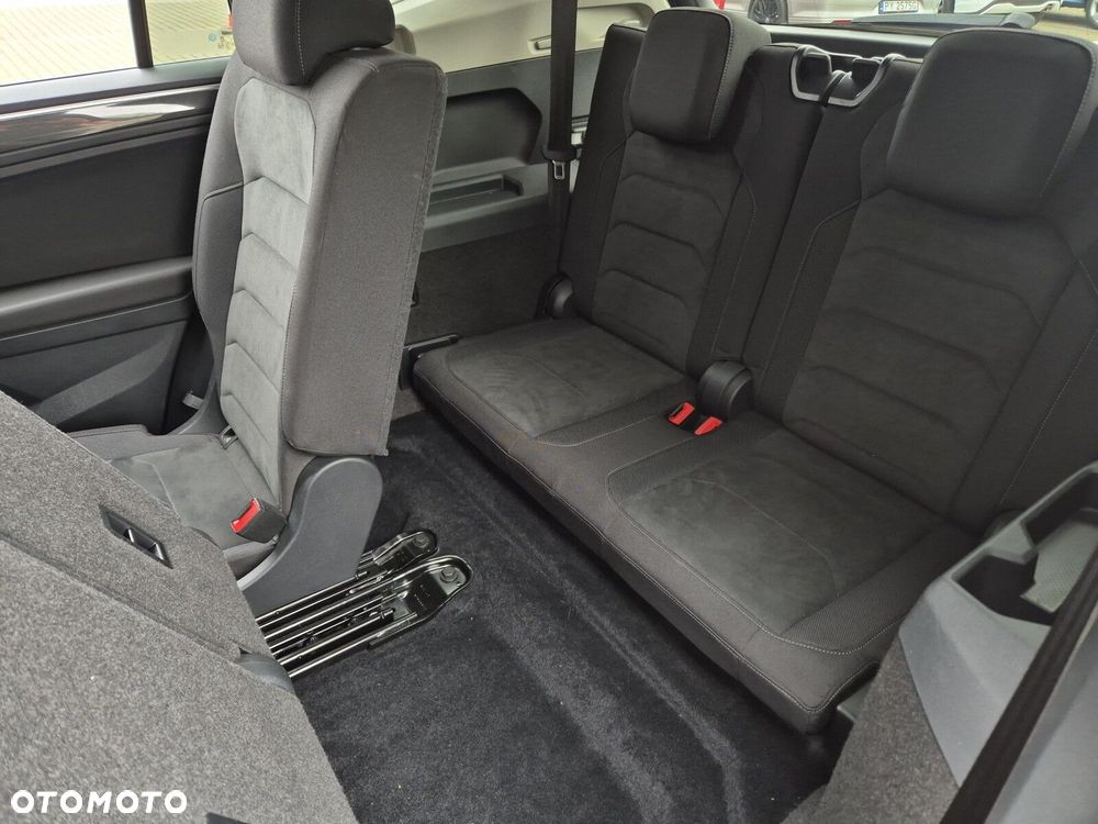 Volkswagen Tiguan Allspace 2.0 TDI 4Mot SCR Highline DSG 7os - 17