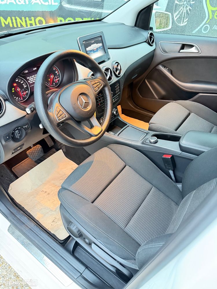 Mercedes-Benz B 220 d 7G-DCT Style - 12