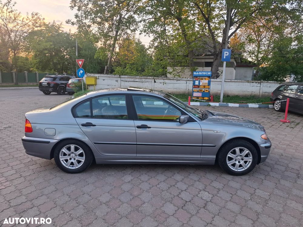 BMW Seria 3 318i Edition Exclusive - 8
