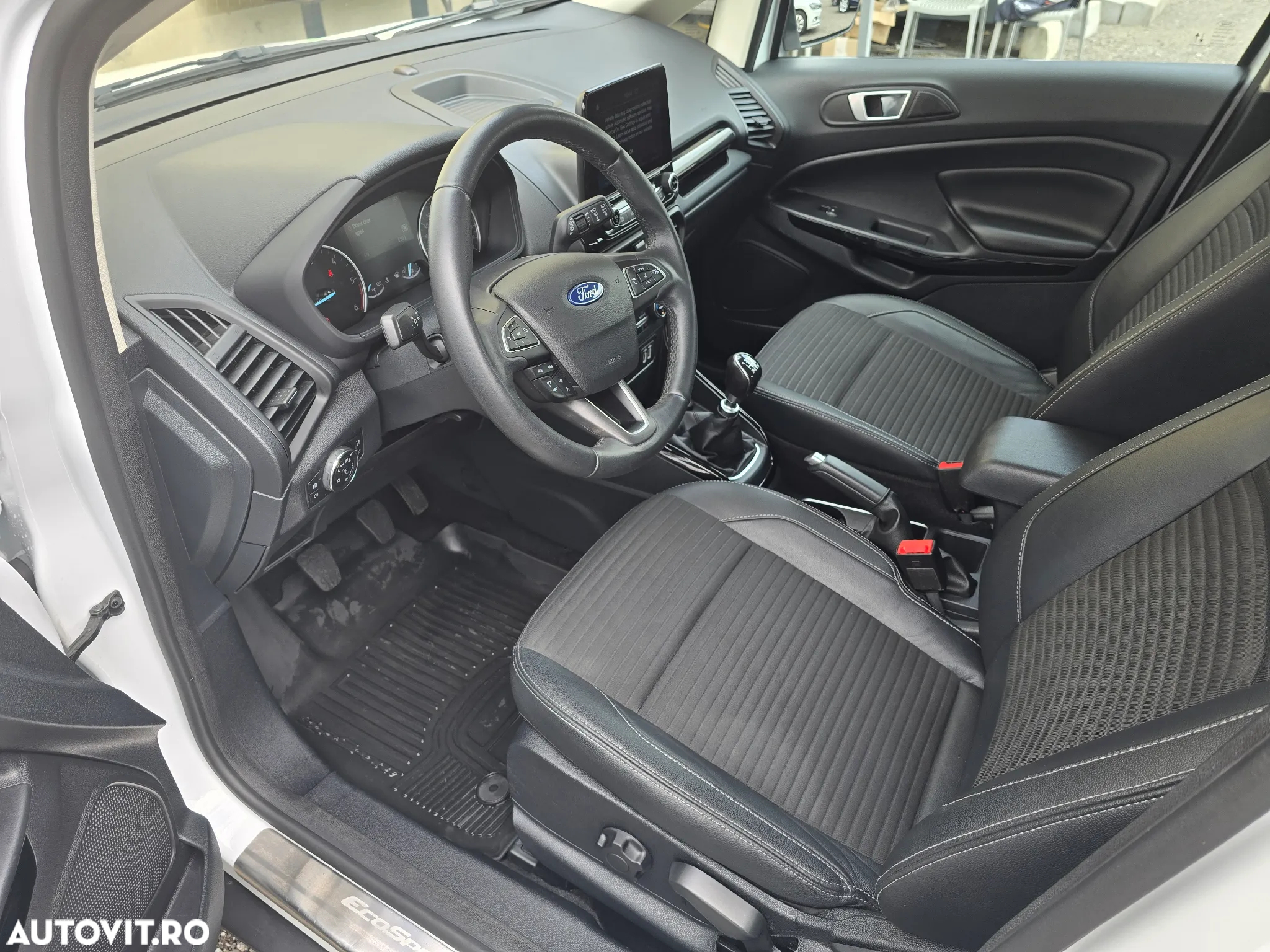 Ford EcoSport 1.5 EcoBlue Titanium - 12