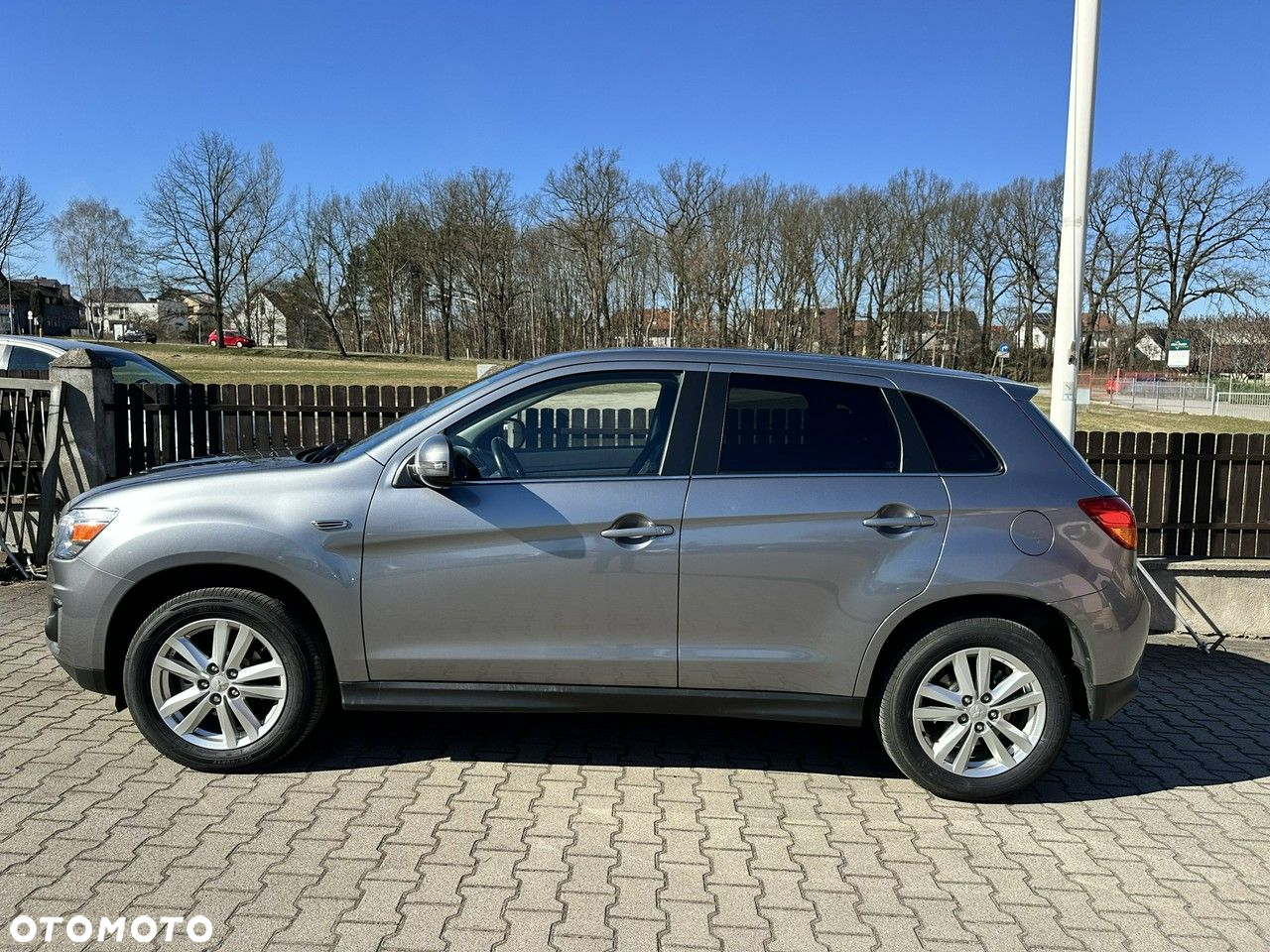 Mitsubishi ASX - 3