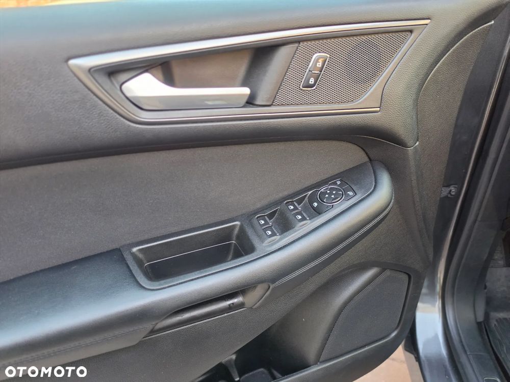 Ford Edge - 26