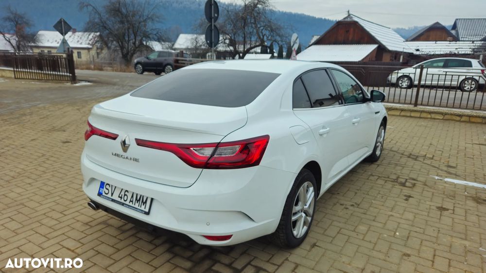 Renault Megane TCe GPF Zen - 8